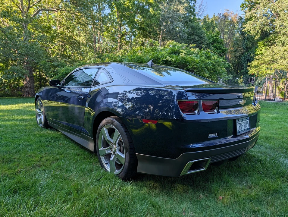 2010 Chevrolet Camaro SS 5th Gen - Image 9 of 31
