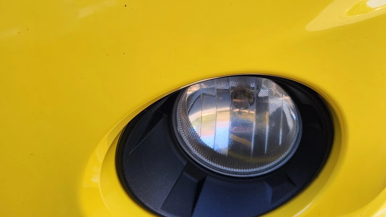 2010 Chevrolet Camaro SS 5th Gen - Image 19 of 31