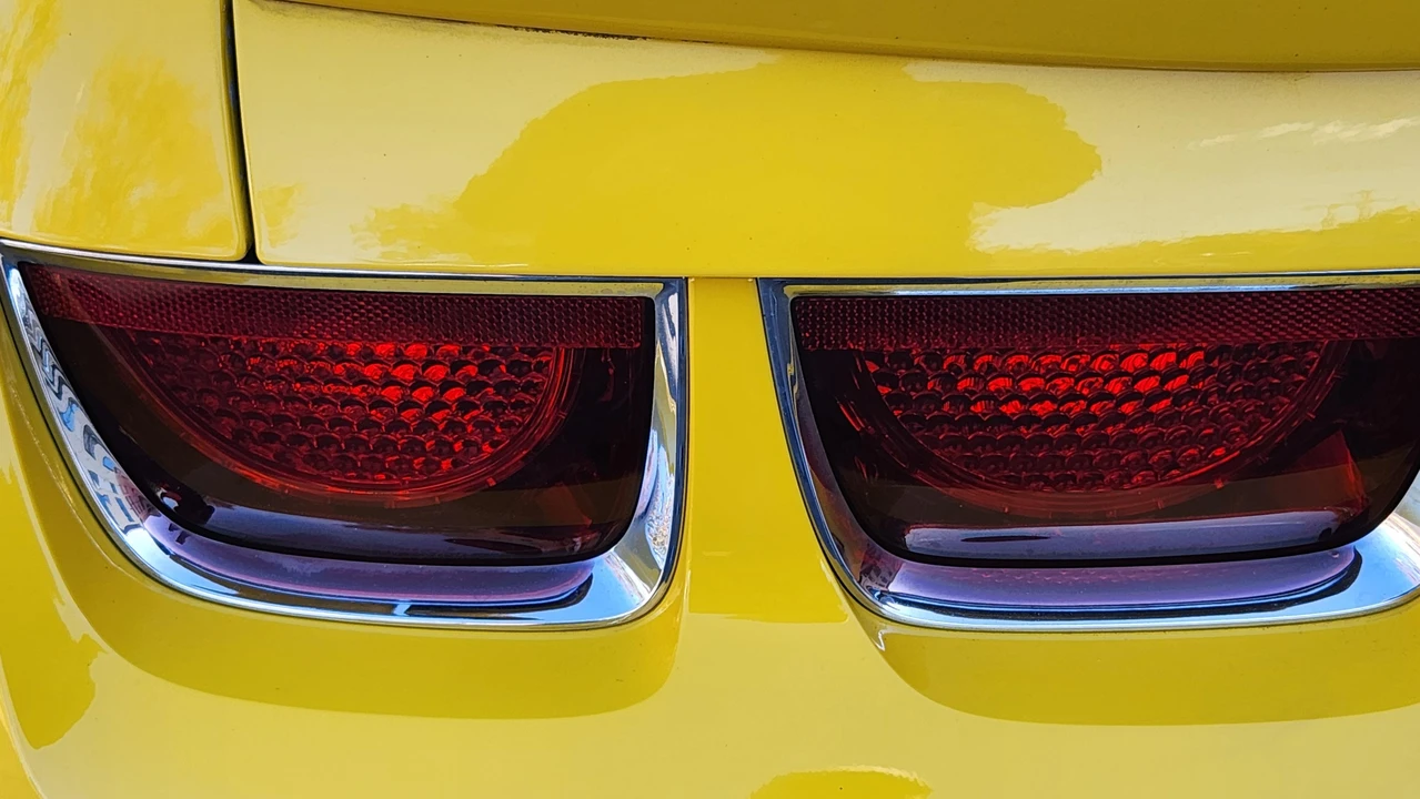 2010 Chevrolet Camaro SS 5th Gen - Image 25 of 31