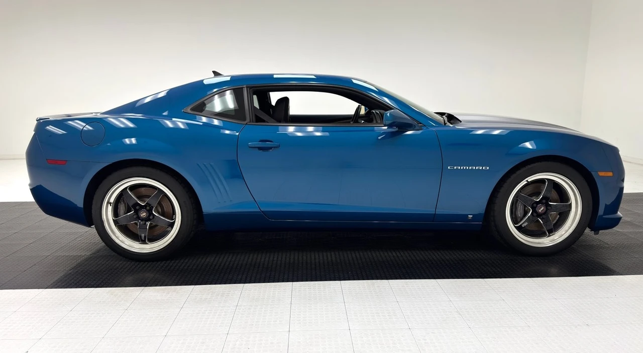 2010 Chevrolet Camaro SS 5th Gen - Image 6 of 31