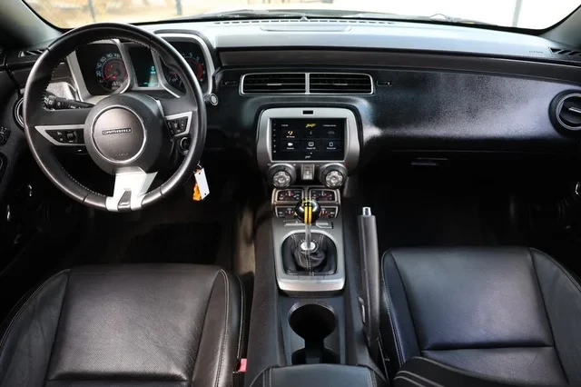 2010 Chevrolet Camaro SS 5th Gen - Image 2 of 19