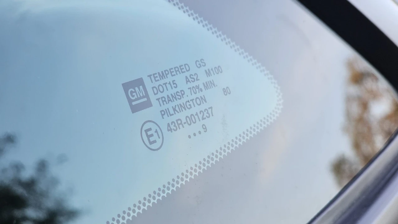 2010 Chevrolet - Image 20 of 31