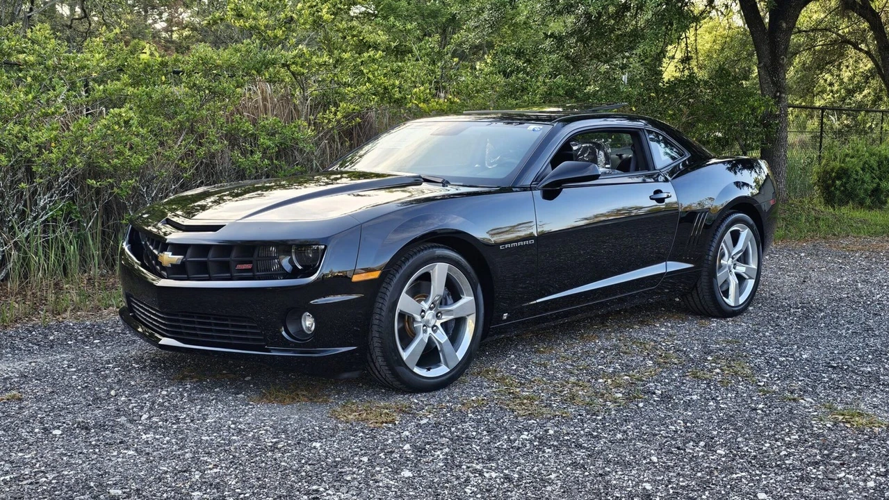 2010 Chevrolet - Image 7 of 31