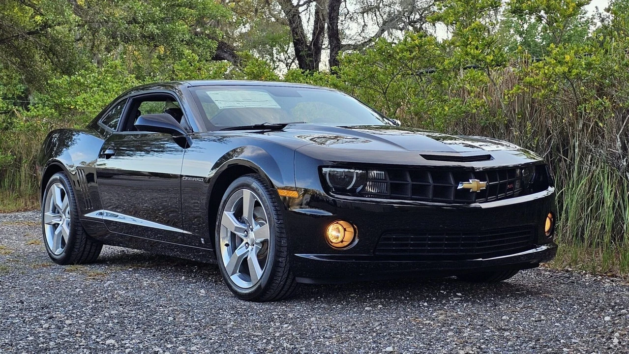 2010 Chevrolet - Image 15 of 31