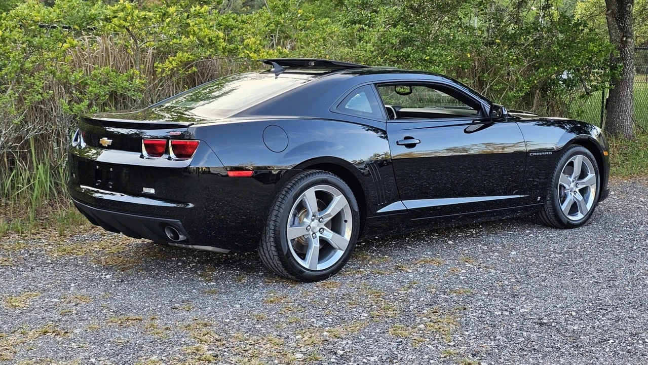 2010 Chevrolet - Image 12 of 31