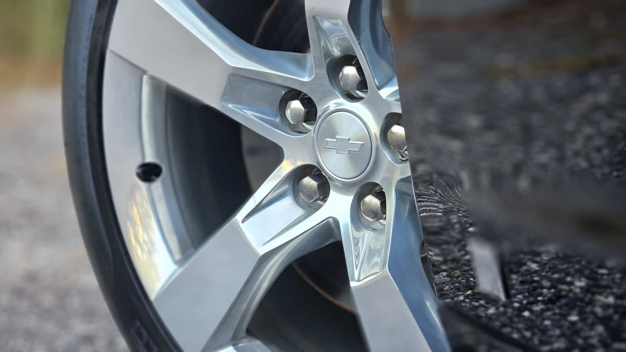 2010 Chevrolet - Image 26 of 31