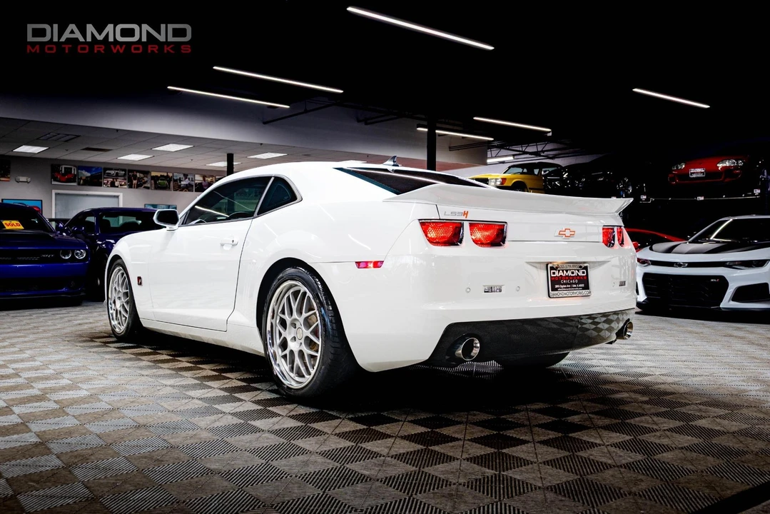2010 Chevrolet Camaro SS 5th Gen - Image 2 of 31