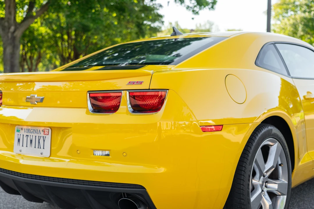 2010 Chevrolet Camaro SS 5th Gen - Image 17 of 31