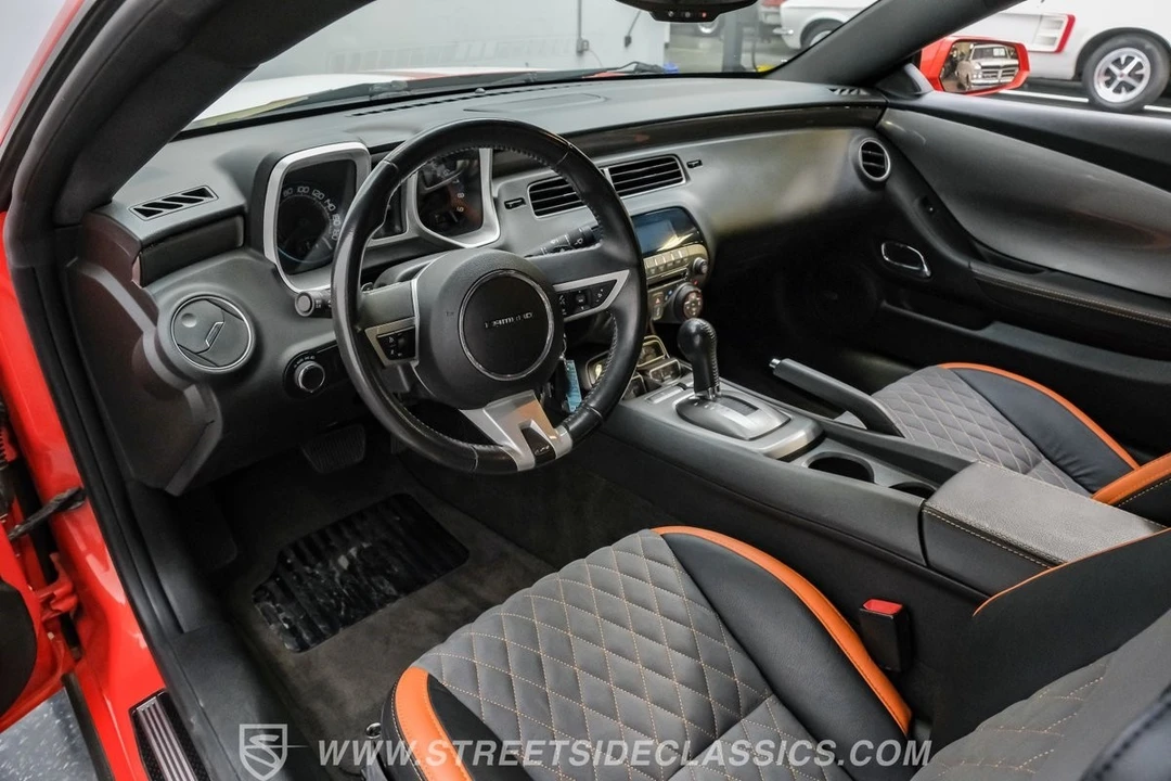 2010 Chevrolet Camaro SS 5th Gen - Image 5 of 21