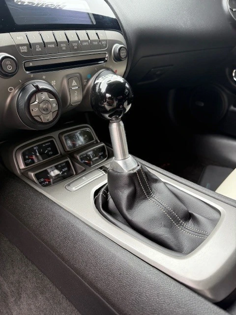 2010 Chevrolet Camaro SS 5th Gen - Image 27 of 31