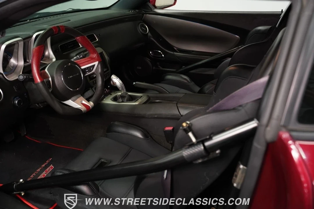 2010 Chevrolet Camaro SS 5th Gen - Image 5 of 12