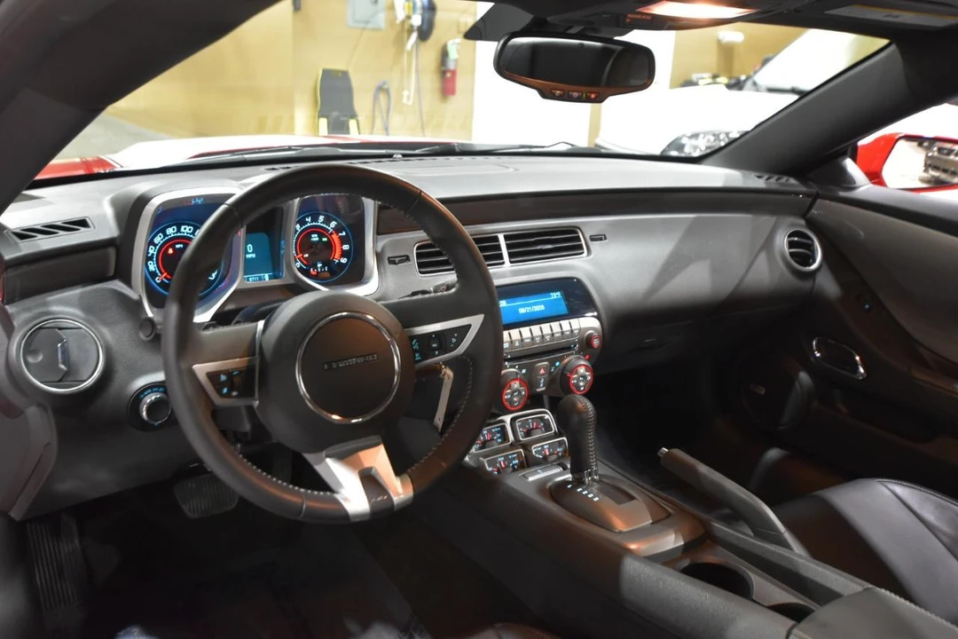 2010 Chevrolet Camaro SS 5th Gen - Image 16 of 31