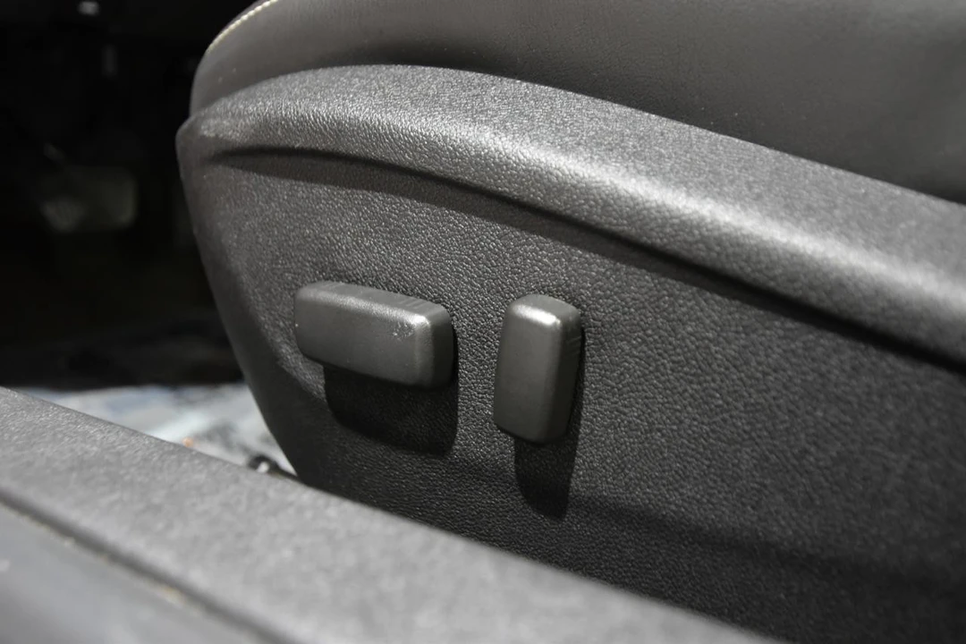 2010 Chevrolet Camaro SS 5th Gen - Image 14 of 31