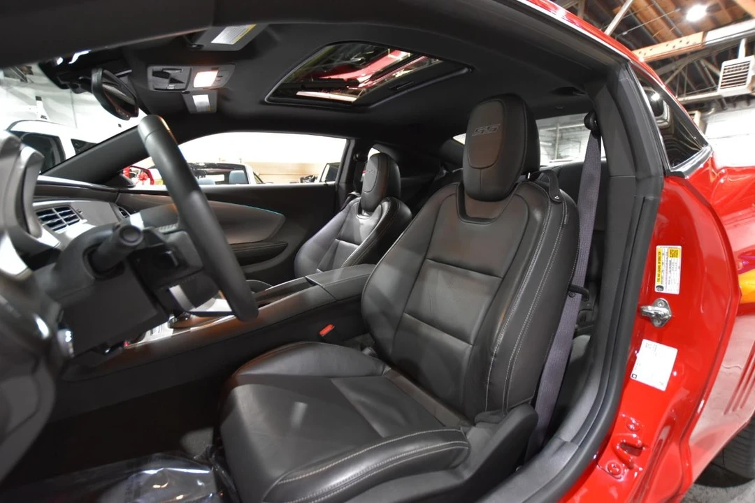 2010 Chevrolet Camaro SS 5th Gen - Image 27 of 31