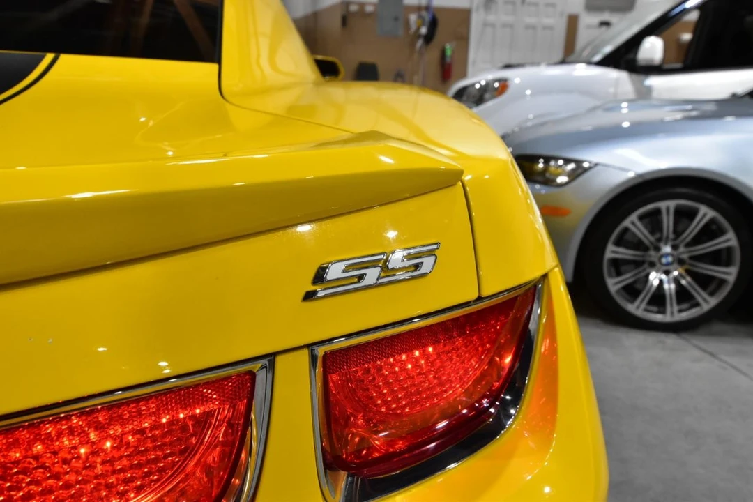 2010 Chevrolet Camaro SS 5th Gen - Image 10 of 31