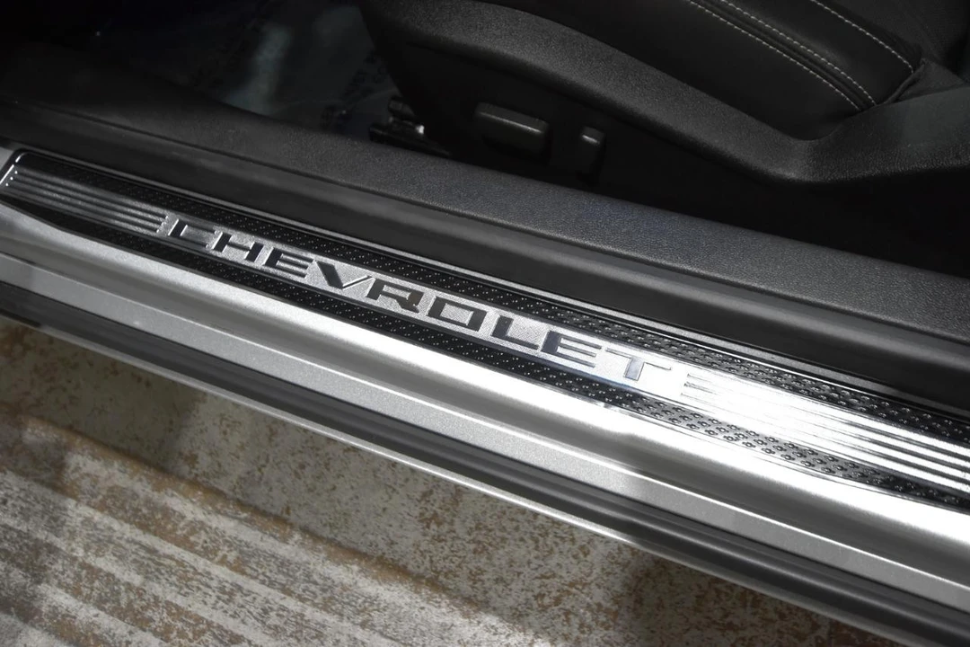 2010 Chevrolet Camaro SS 5th Gen - Image 13 of 31