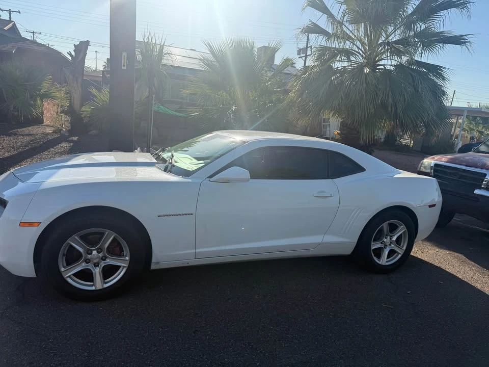 2010 Chevrolet Camaro 5th Gen - Image 2 of 2