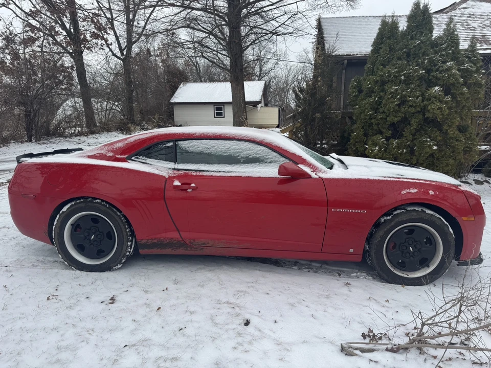 2010 Chevrolet Camaro 5th Gen - Image 2 of 6