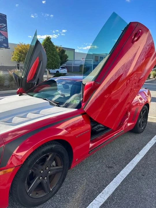 2010 Chevrolet Camaro 5th Gen - Image 2 of 12