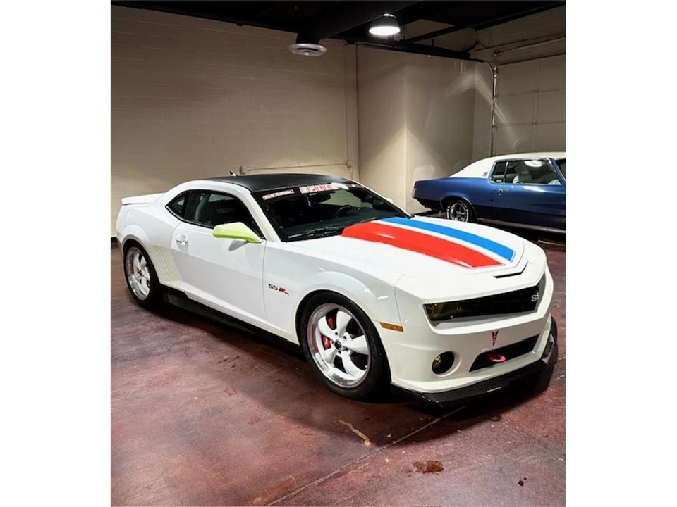 2010 Chevrolet Camaro SS 5th Gen - Image 4 of 25