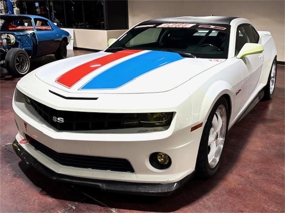 2010 Chevrolet Camaro SS 5th Gen - Image 5 of 25