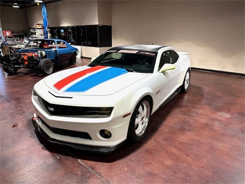 2010 Chevrolet Camaro SS 5th Gen - Image 6 of 25