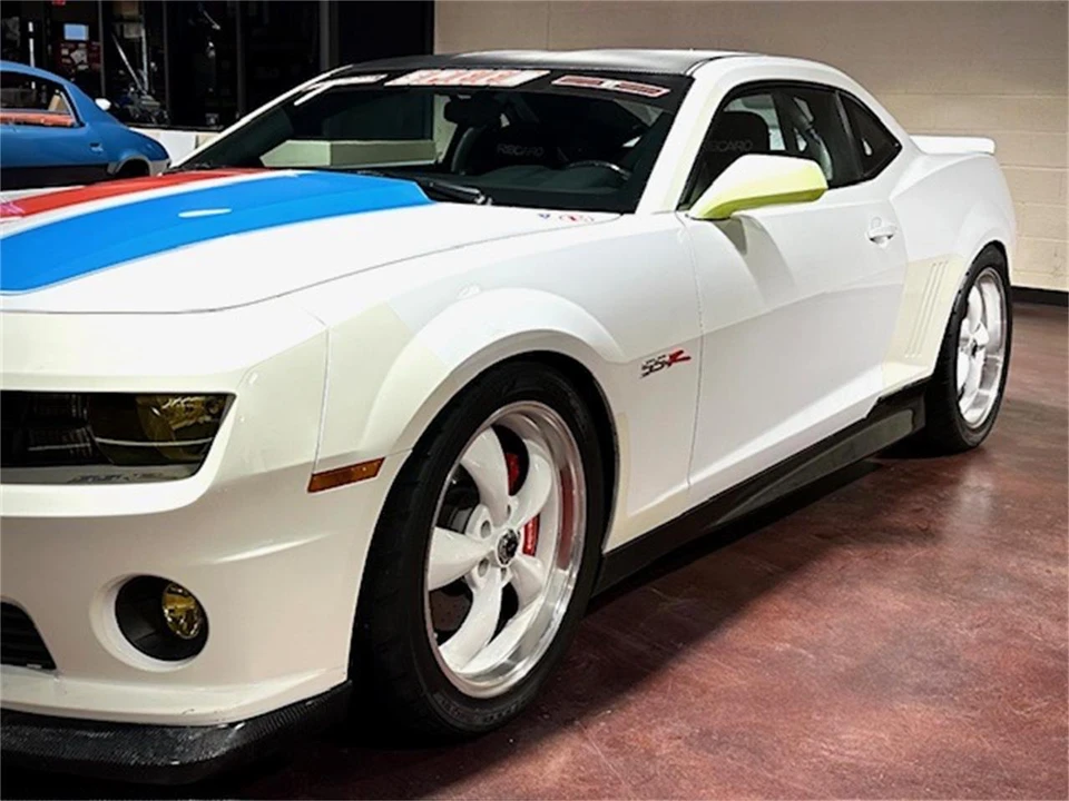 2010 Chevrolet Camaro SS 5th Gen - Image 7 of 25