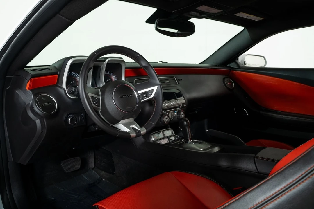 2010 Chevrolet Camaro SS 5th Gen - Image 20 of 31