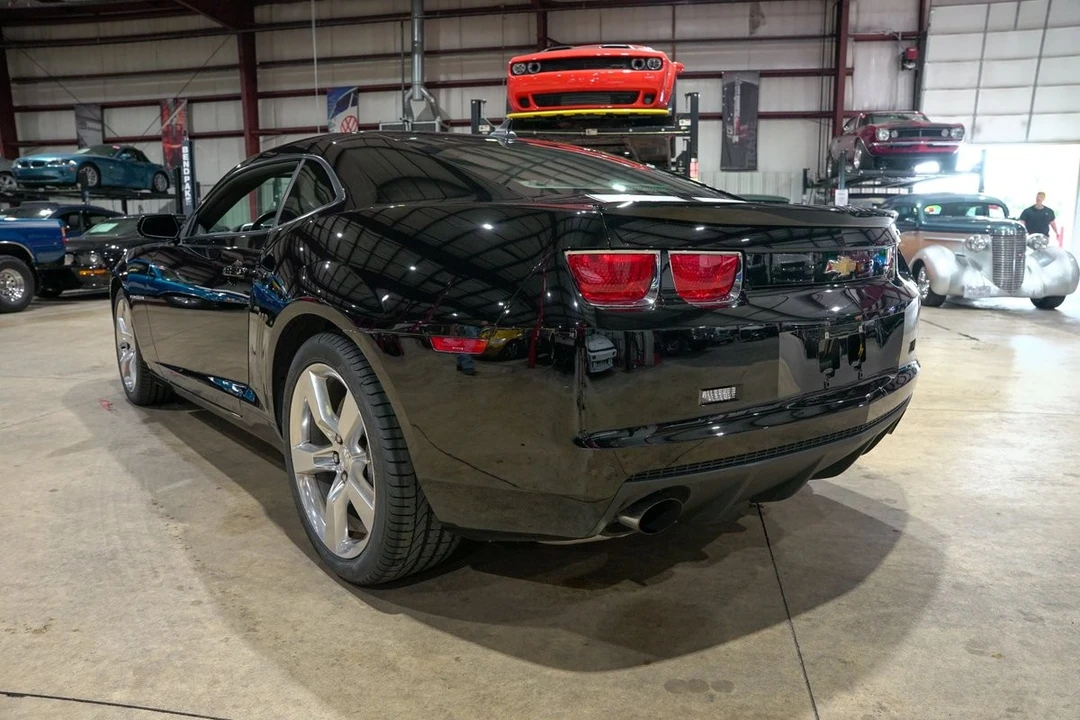 2010 Chevrolet Camaro SS 5th Gen - Image 4 of 31