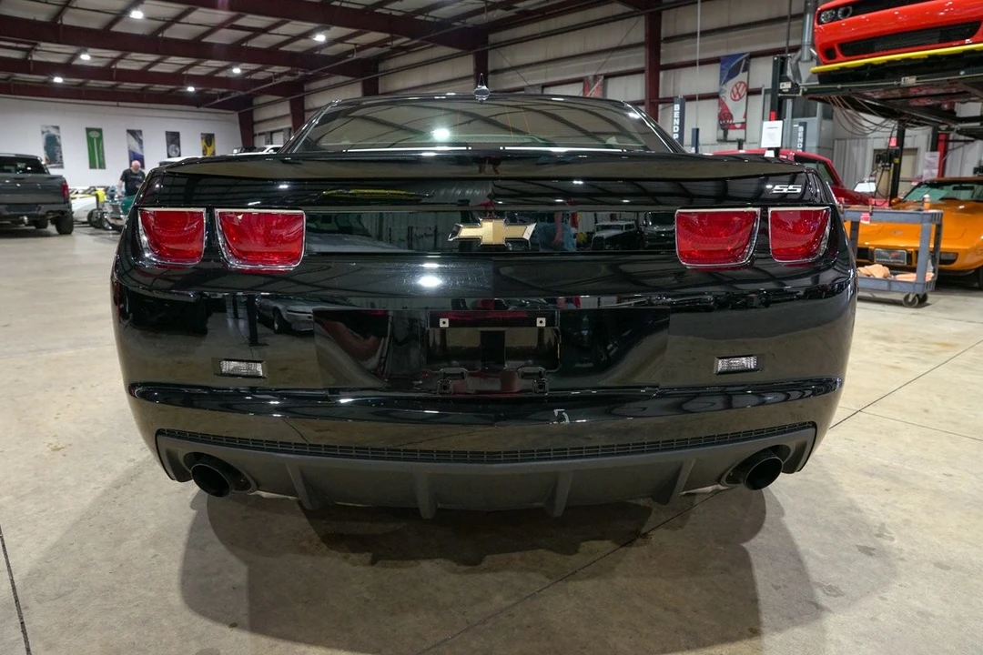 2010 Chevrolet Camaro SS 5th Gen - Image 5 of 31