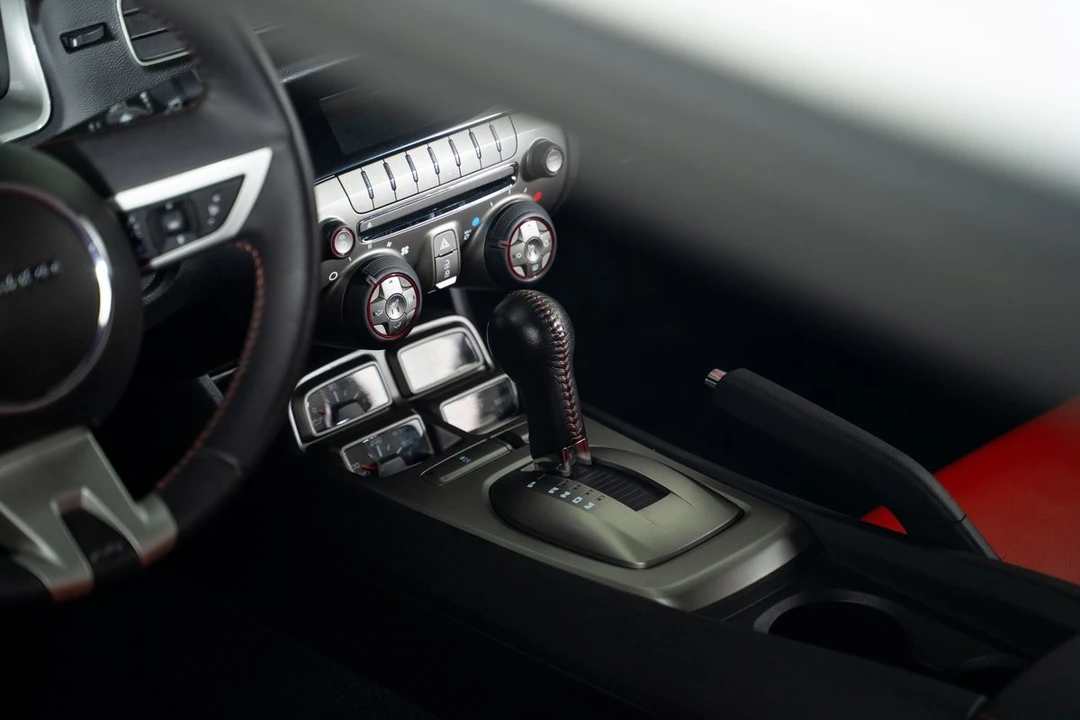 2010 Chevrolet Camaro SS 5th Gen - Image 26 of 31