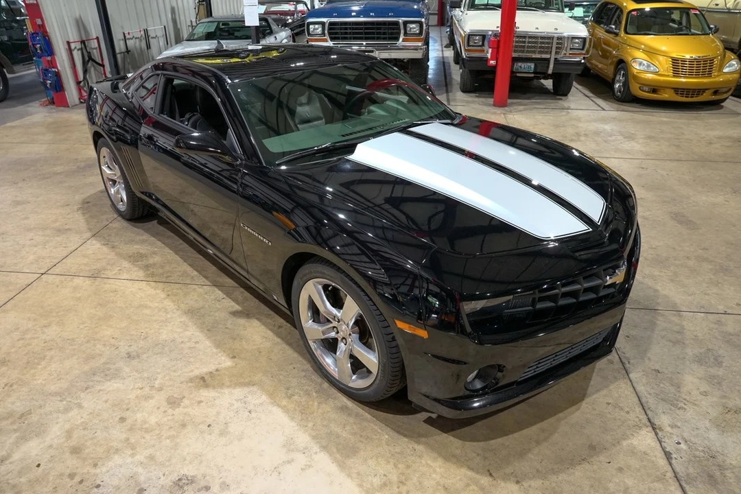 2010 Chevrolet Camaro SS 5th Gen - Image 11 of 31