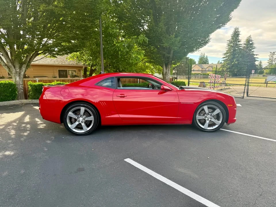 2010 Chevrolet Camaro SS 5th Gen - Image 4 of 13