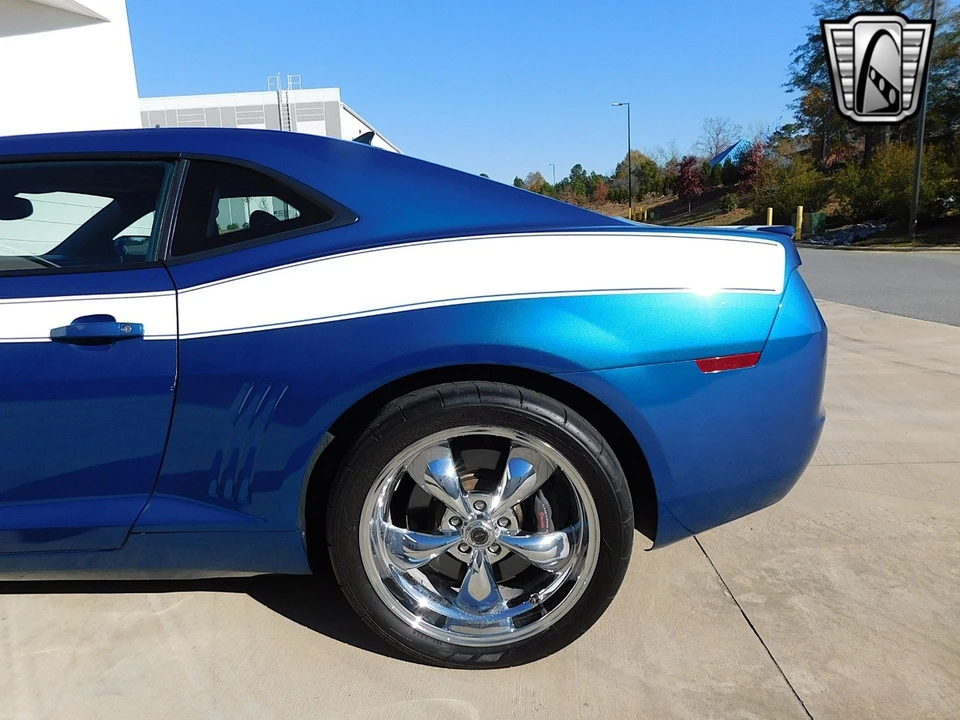 2010 Chevrolet Camaro SS 5th Gen - Image 9 of 12