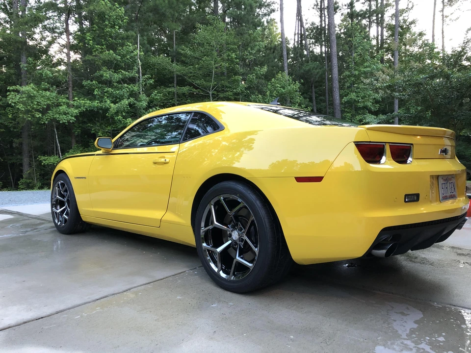 2010 Chevrolet Camaro SS 5th Gen - Image 8 of 31