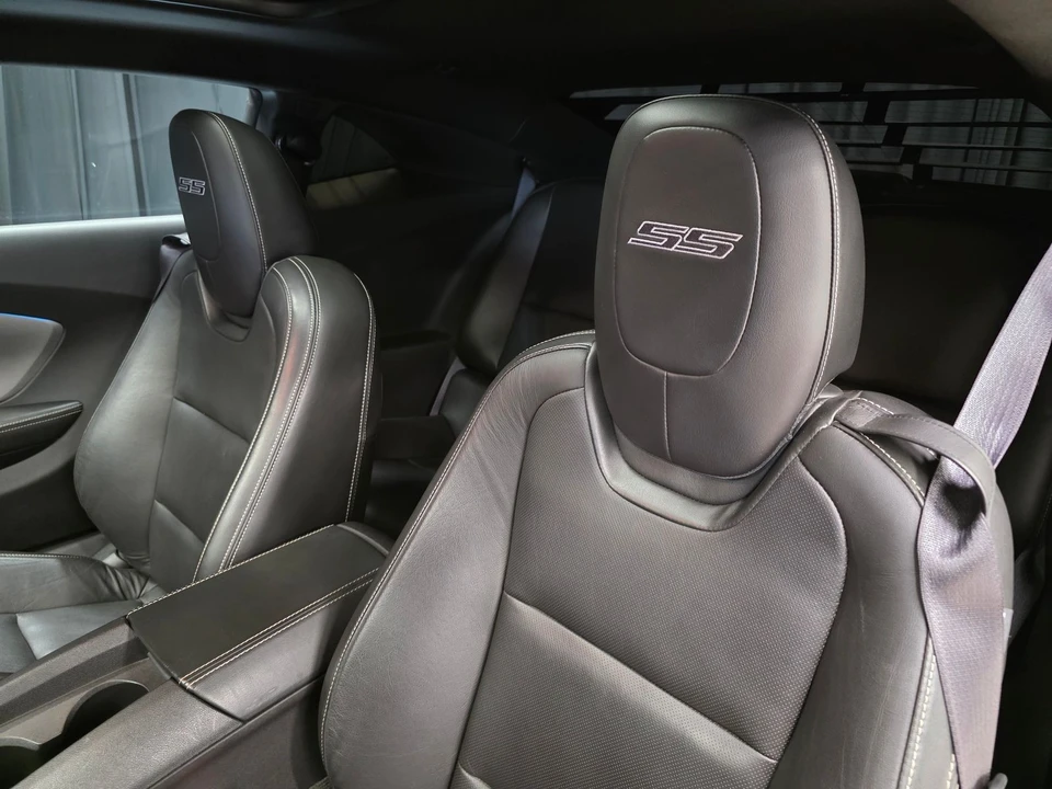 2010 Chevrolet Camaro SS 5th Gen - Image 20 of 31