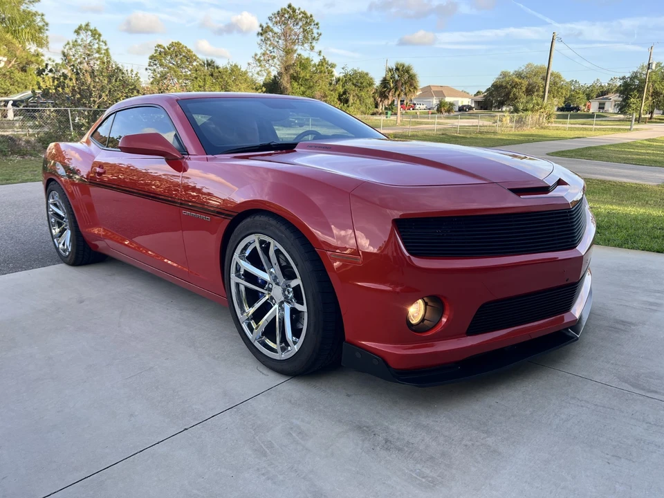 2010 Chevrolet Camaro SS 5th Gen - Image 2 of 18
