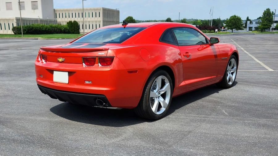 2010 Chevrolet Camaro SS 5th Gen - Image 6 of 31