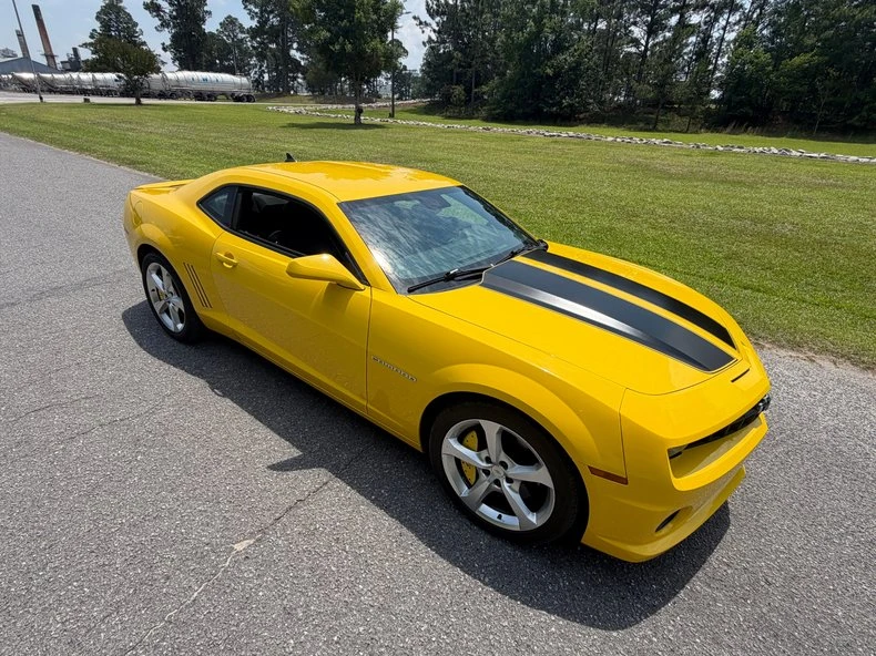 2010 Chevrolet Camaro SS 5th Gen - Image 12 of 27