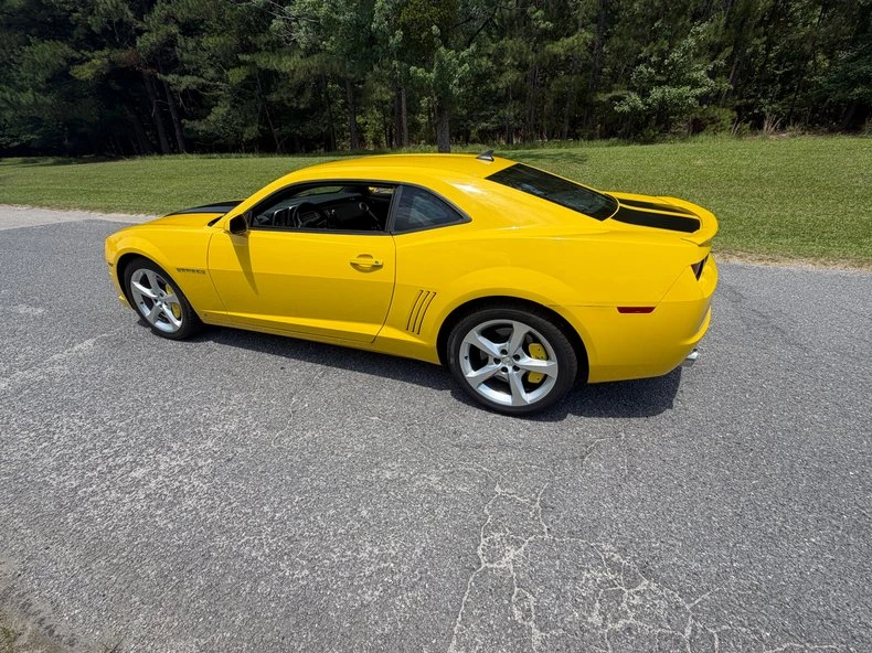2010 Chevrolet Camaro SS 5th Gen - Image 3 of 27