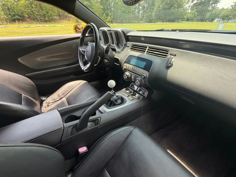 2010 Chevrolet Camaro SS 5th Gen - Image 20 of 27