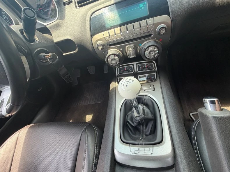 2010 Chevrolet Camaro SS 5th Gen - Image 19 of 27