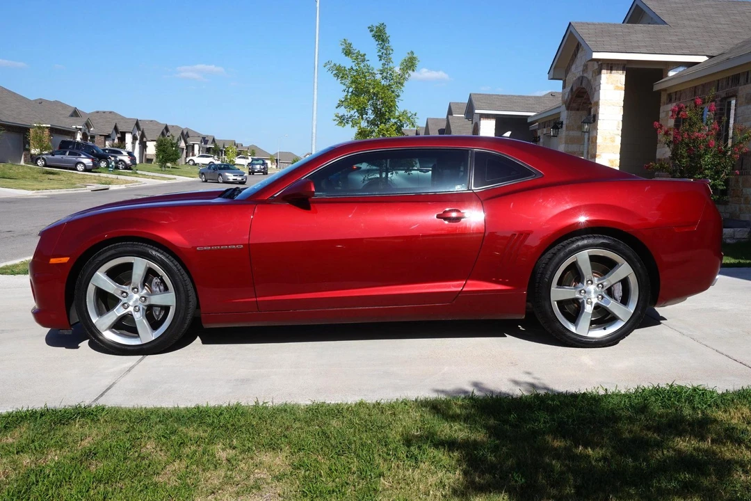2010 Chevrolet Camaro SS 5th Gen - Image 3 of 7