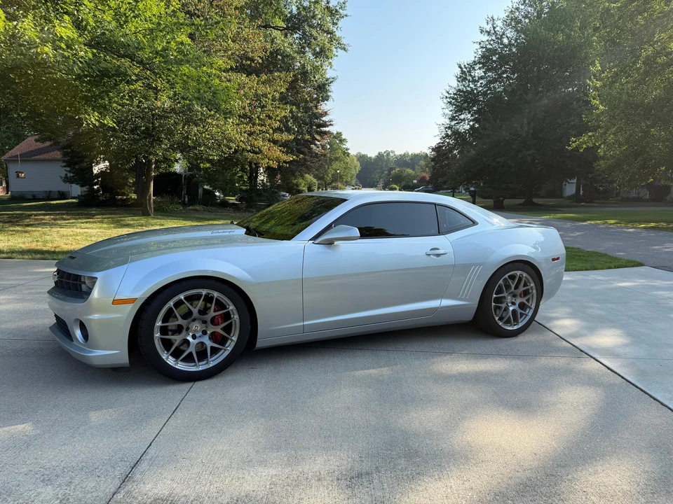 2010 Chevrolet Camaro SS 5th Gen - Image 9 of 31