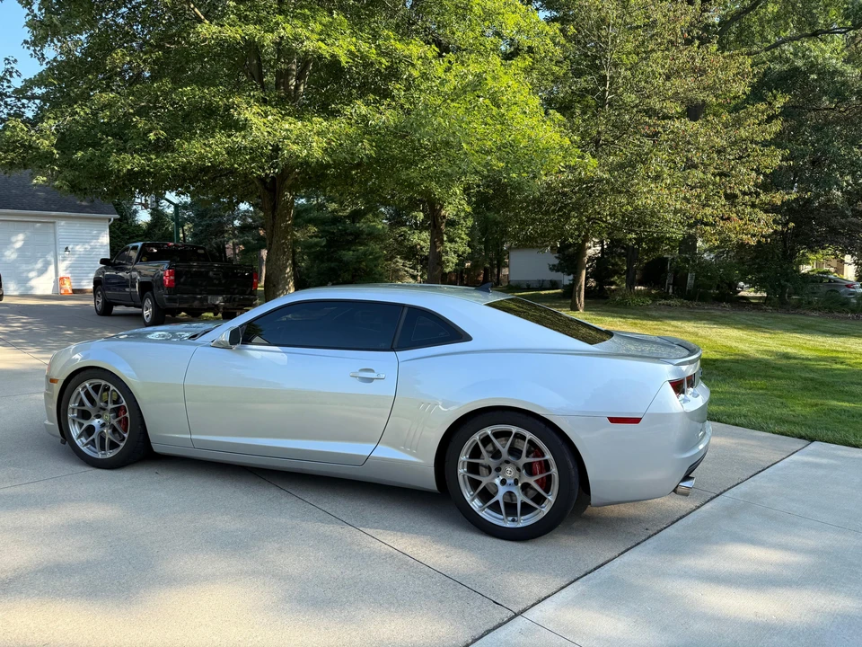 2010 Chevrolet Camaro SS 5th Gen - Image 10 of 31