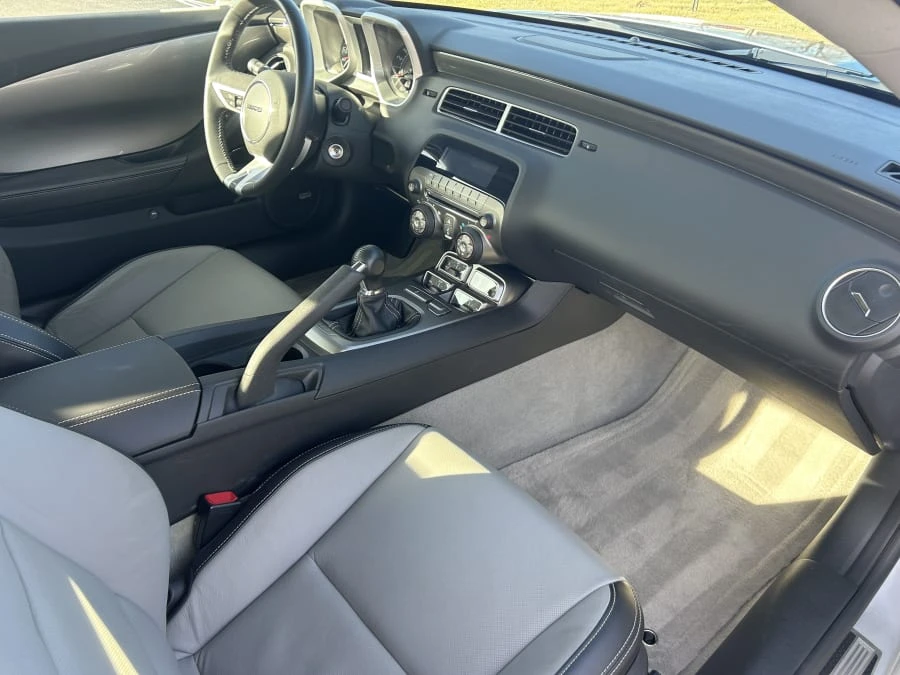 2010 Chevrolet Camaro SS 5th Gen - Image 13 of 16