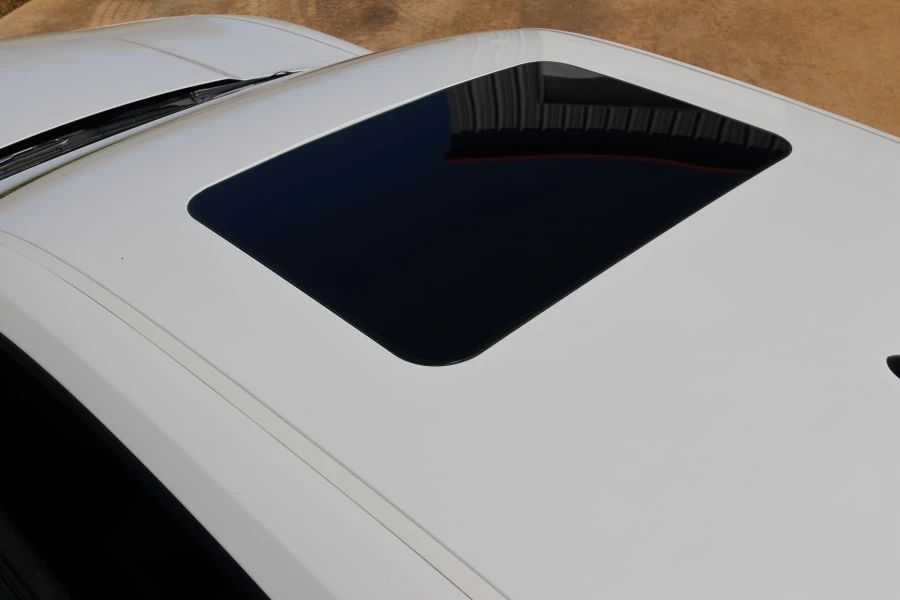 2010 Chevrolet Camaro SS 5th Gen - Image 7 of 31