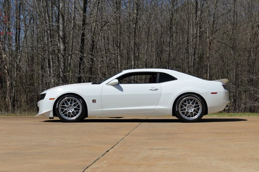 2010 Chevrolet Camaro SS 5th Gen - Image 2 of 31