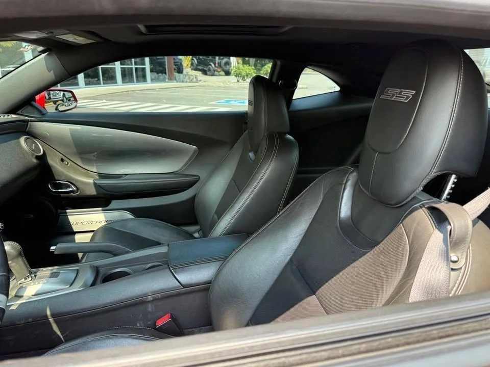 2010 Chevrolet Camaro SS 5th Gen - Image 10 of 18
