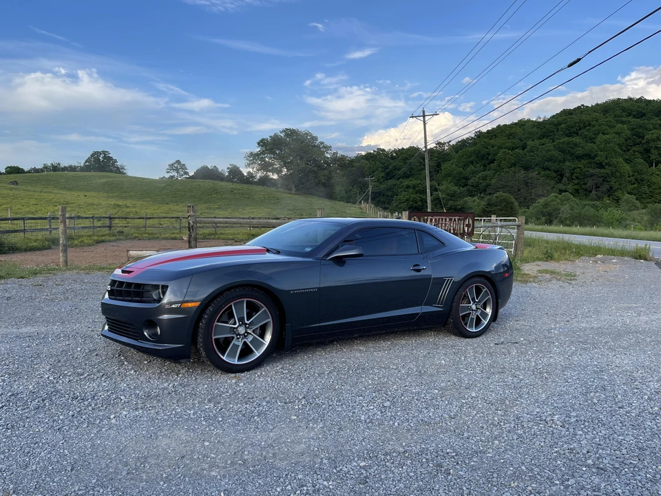2010 Chevrolet Camaro SS 5th Gen - Image 10 of 31